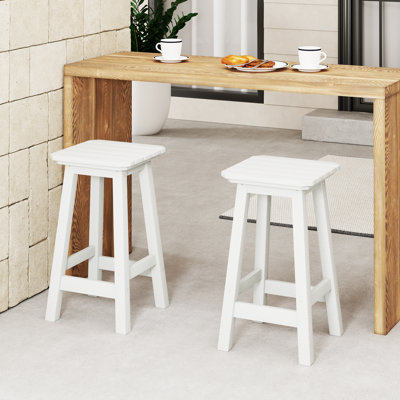 Laguna 24" Square Counter Stool