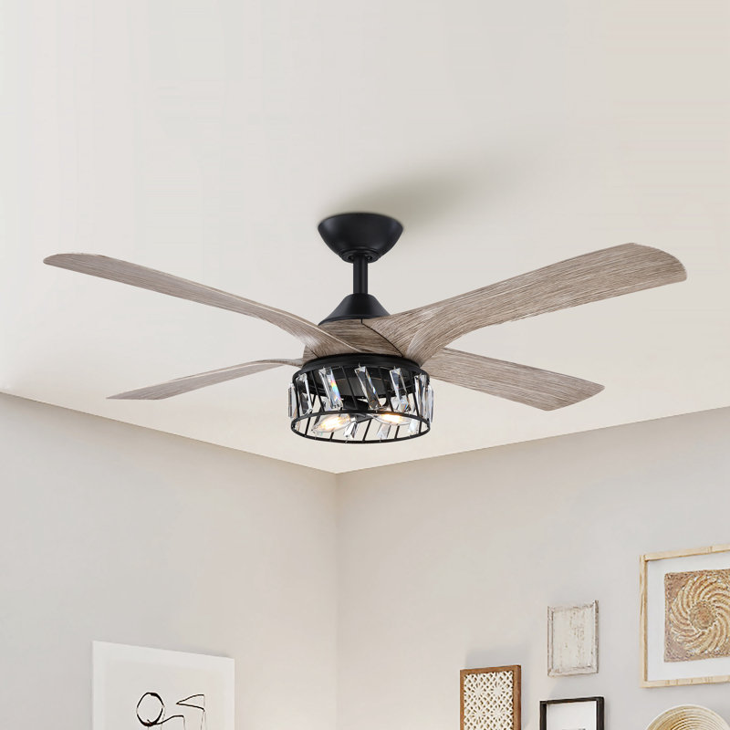 Ventilateur de plafond à 4 pales de 52 po Cassio avec télécommande et ensemble d'éclairage inclus