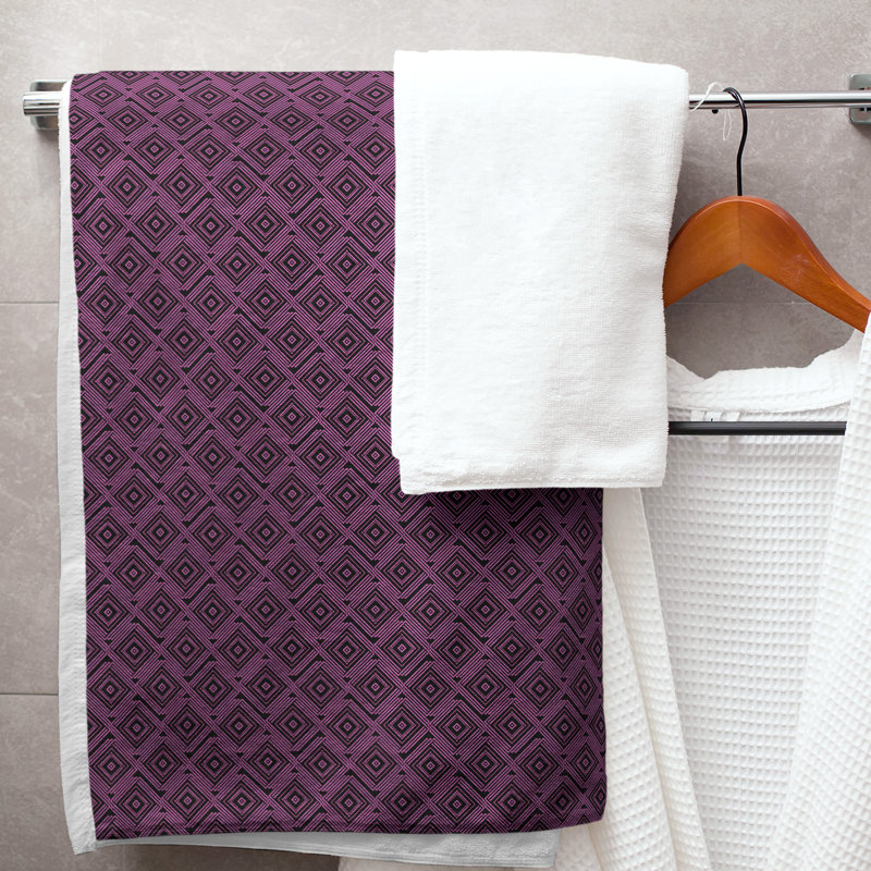 Katelyn Elizabeth Bath Towel, Black/Pink