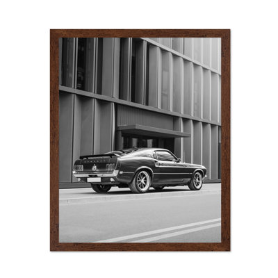 Voiture dans la rue