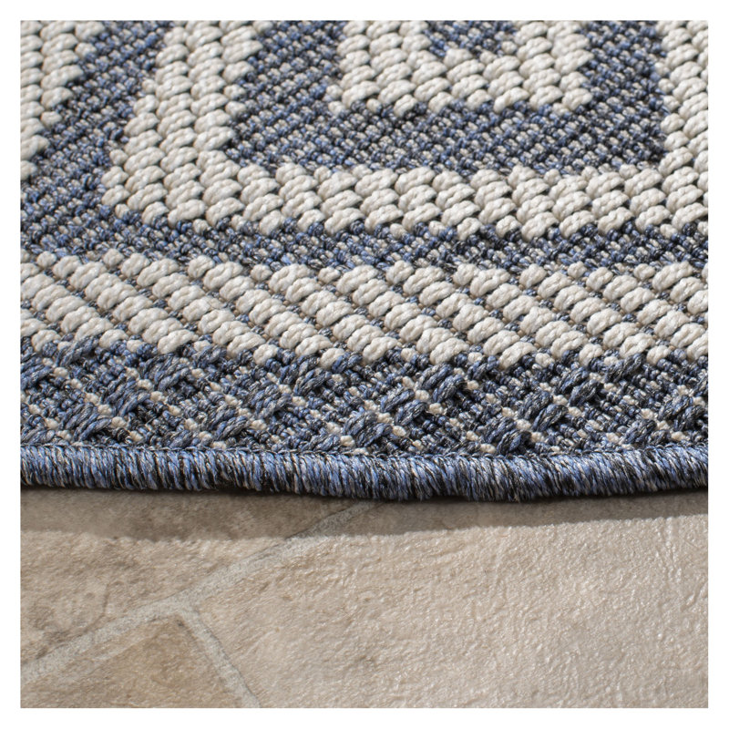 Brympton Performance Machine Washable Geometric Indoor/Outdoor Area Rug, Round 6'7"