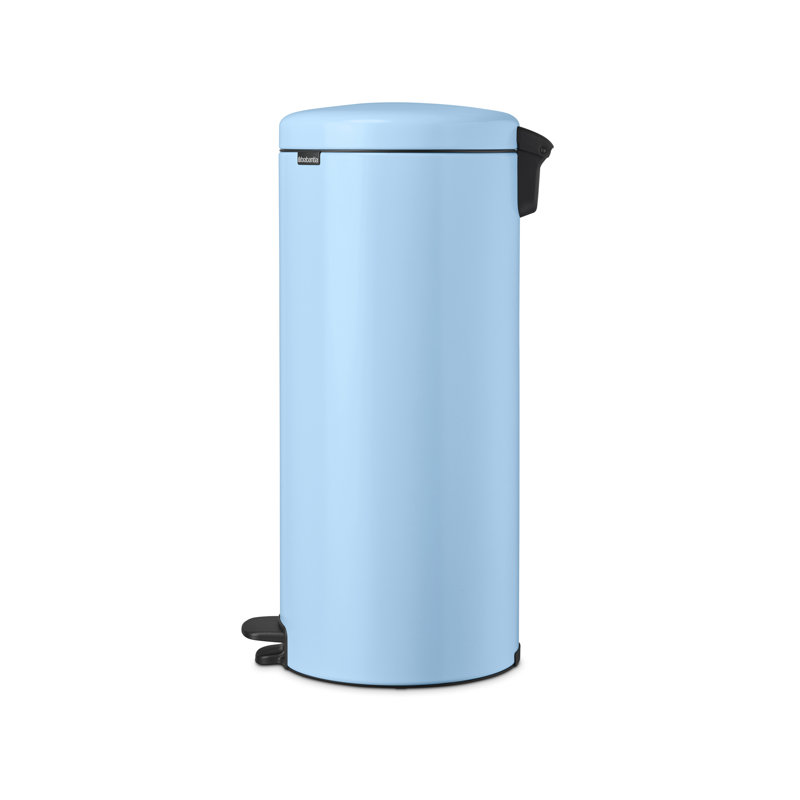 Dreamy Blue 8 Gallon Fingerprint Resistant Step Trash Can