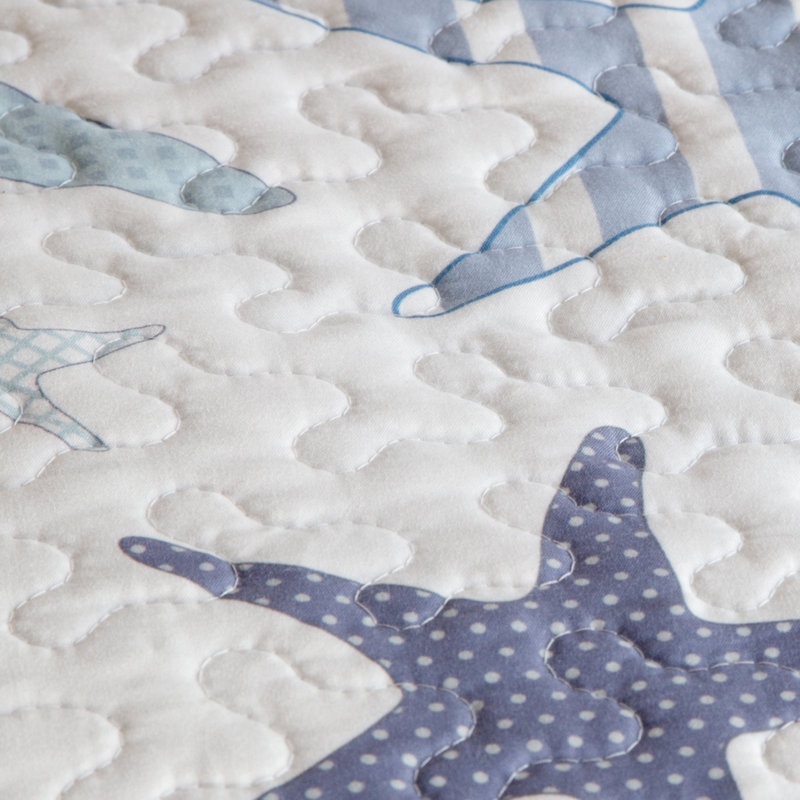 White and Blue Starfish Twin Microfiber Quilt Set