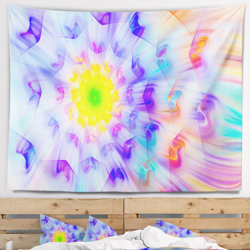 Grand tapisserie floral à motif fractal jaune, H 68 po x l 80 po