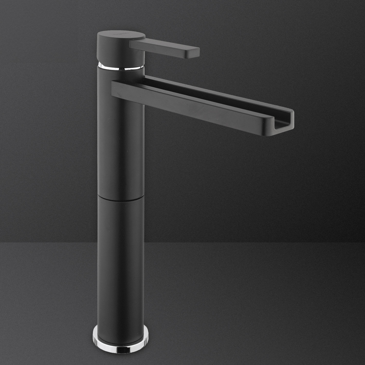 Capri Single-Hole Bathroom Faucet, Black