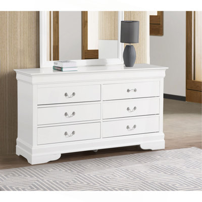 Commode avec poignées décoratives