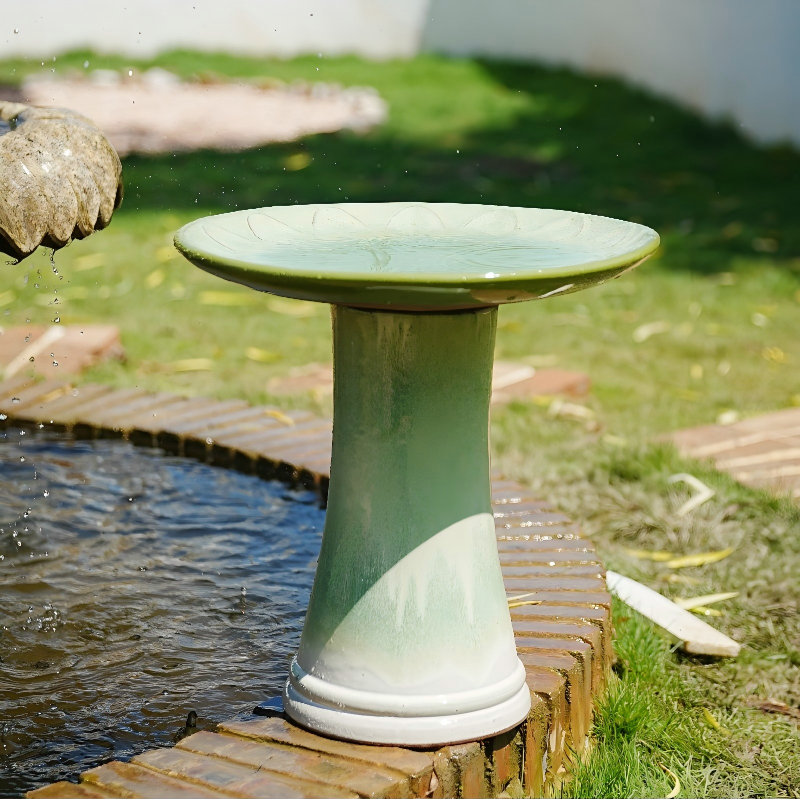 Bain d'oiseaux en céramique fait à la main Perelli pour le jardin et l'extérieur
