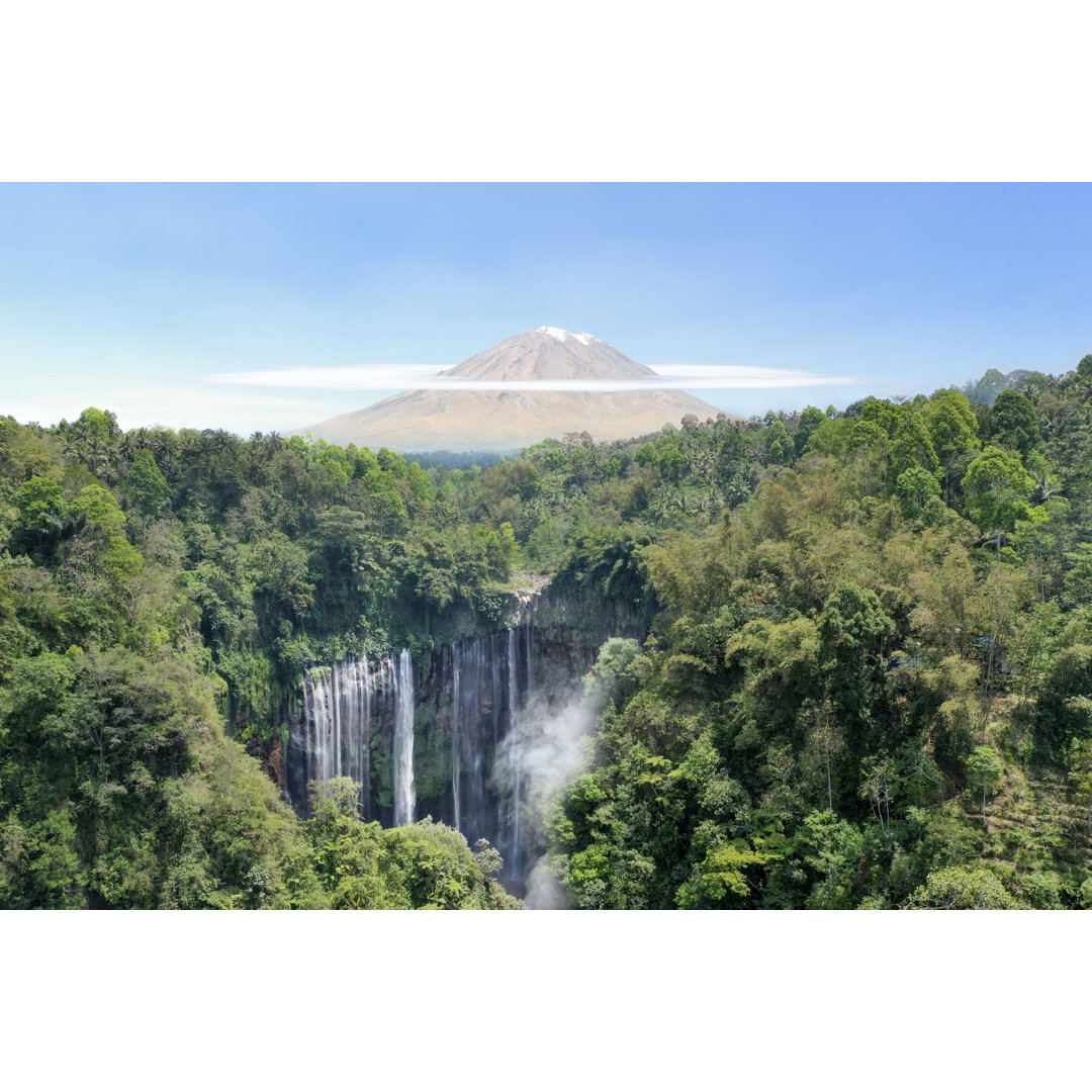 Wasserfall von Tobiasjo - Kunstdrucke auf Leinwand