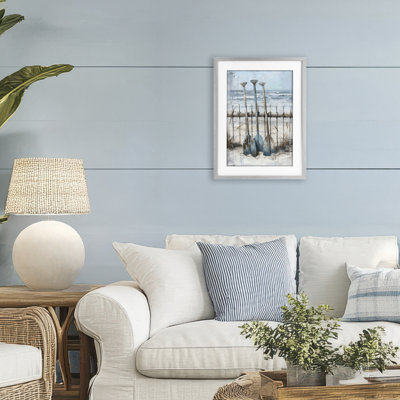 «Summer Oars Against Fence», reproduction sous verre encadrée, design par LSR Creative Studio