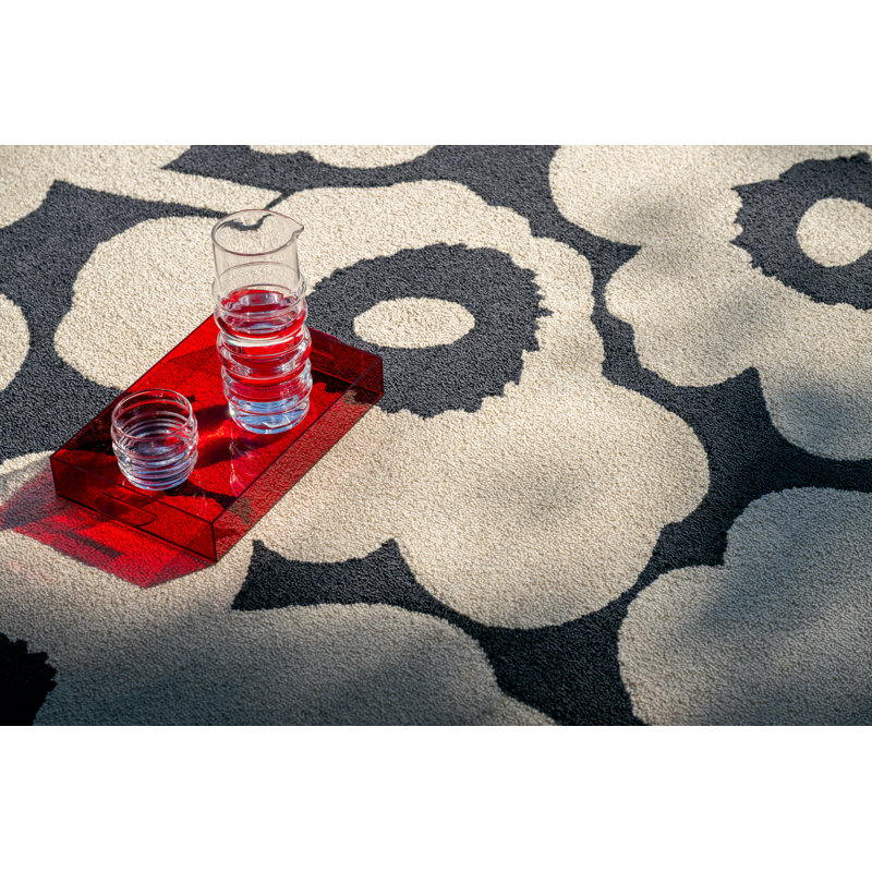 Unikko Honey | 132406, White/Charchoal, Rectangle 6'7" x 9'2"