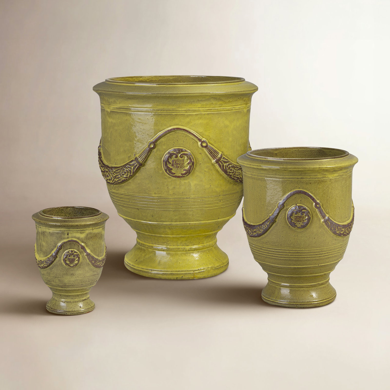 Anduze 31" Ceramic Pot Planter