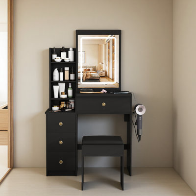 Bureau de coiffeuse moderne, avec 3 modes d'éclairage DEL à luminosité réglable, 4 tiroirs et plusieurs tablettes de rangement ouvertes, avec un support pour sèche-cheveux et une prise de courant