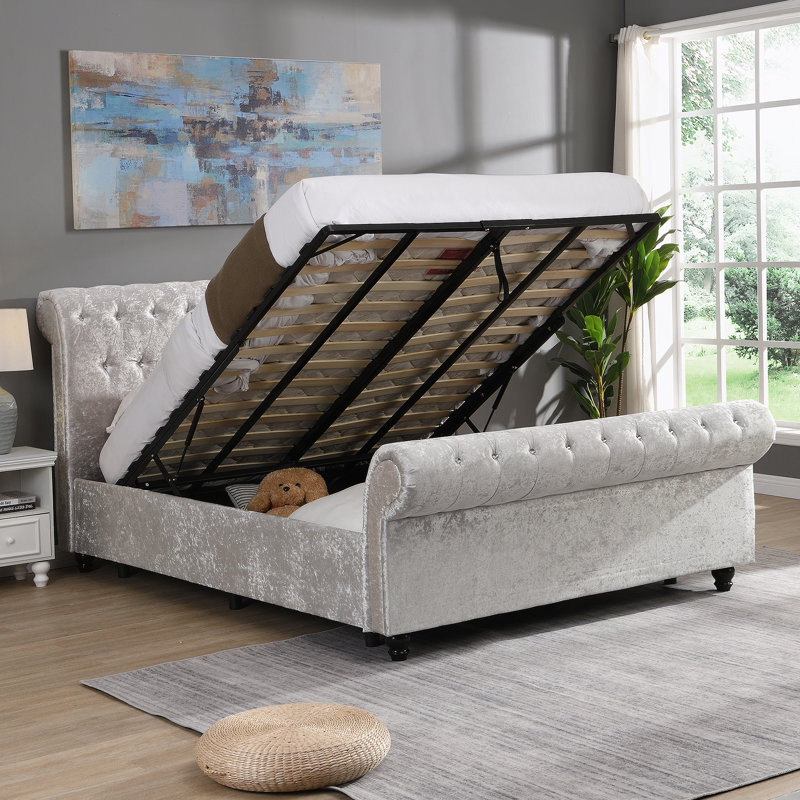 Grand lit de rangement tapissier Hartfried