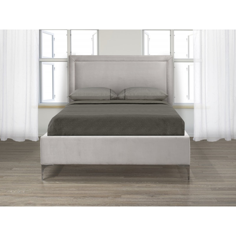 Grand lit plateforme en velours gris lavande, Complète