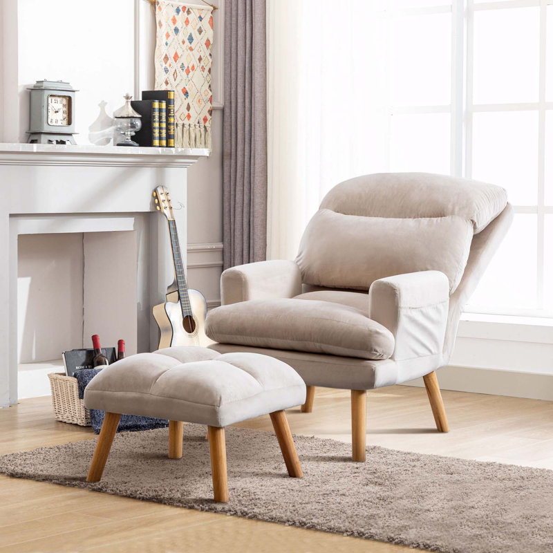 Fauteuil et repose-pieds Gesualdo, Velours beige