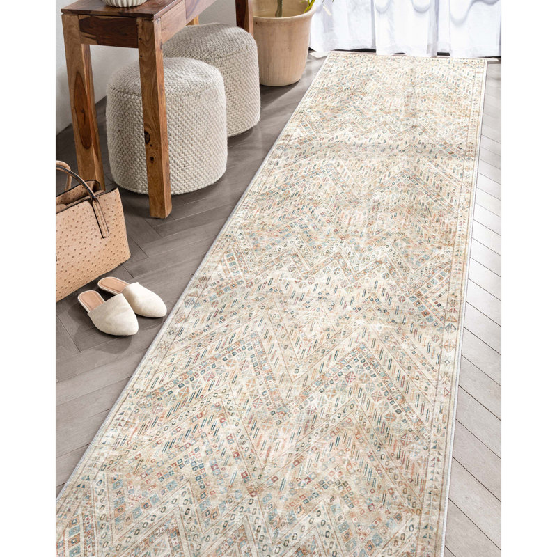 Tapis à chevrons ivoire Anya, Tapis de couloir 2 pi 7 po x 9 pi 6 po