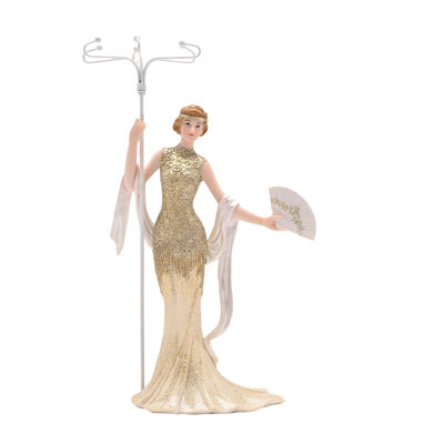 Figurines & Sculptures