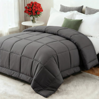 Goose Down Alternative Comforter – All Season, Warm & Lightweight, Ultra Soft Fluffy Duvet Insert