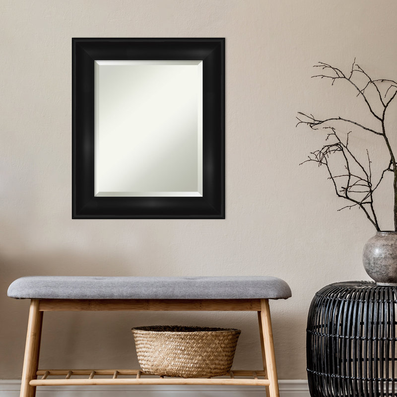 Miroir d'appoint mural au fini patiné Ellenberger, 25,75 po x 21,75 po