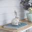 Statue de lapin en ciment crème 5,3 x 4,5 x 12,8 po