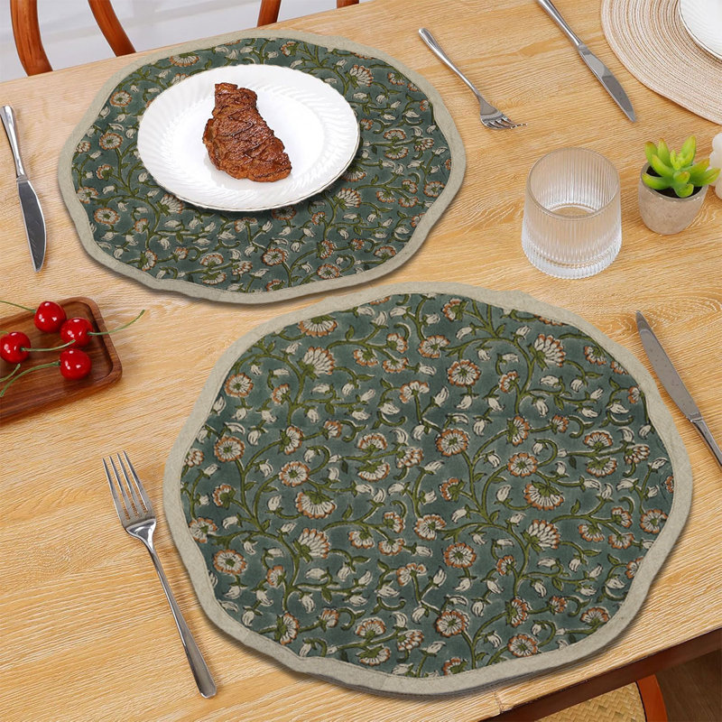 Fabdivine 15"Charming Scalloped Placemats - Himachal
