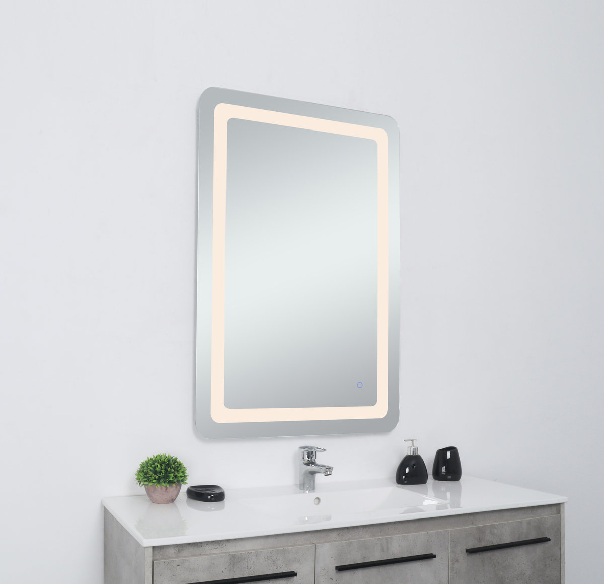Juliane Accent Mirror, Rectangle, 40" x 24"
