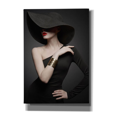 " Lady In Black "