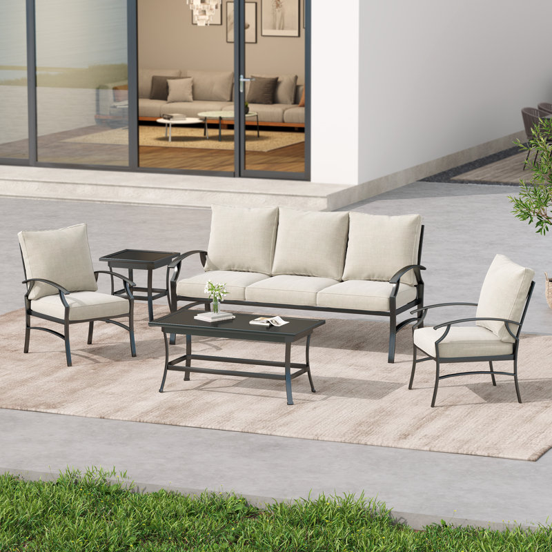 Ensemble de conversation pour patio toutes saisons 5 personnes Nickita, Beige