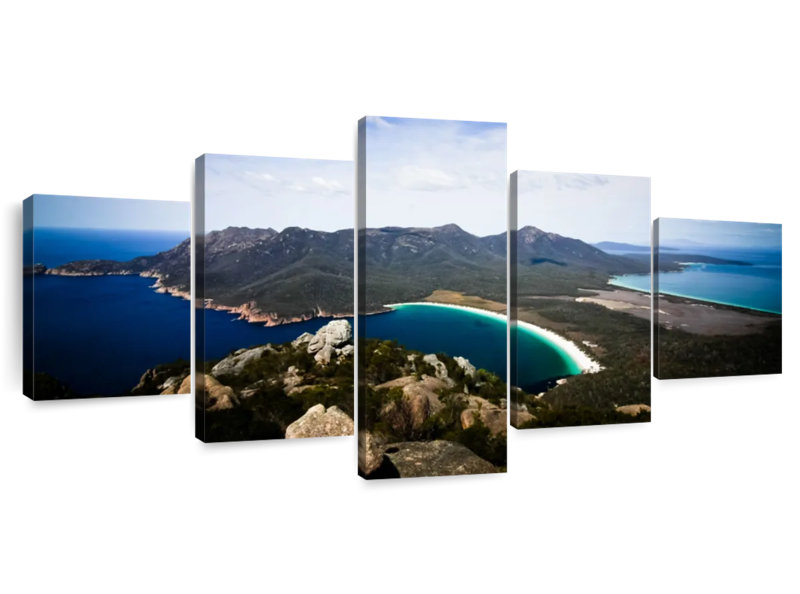 Coastal Wineglass Bay