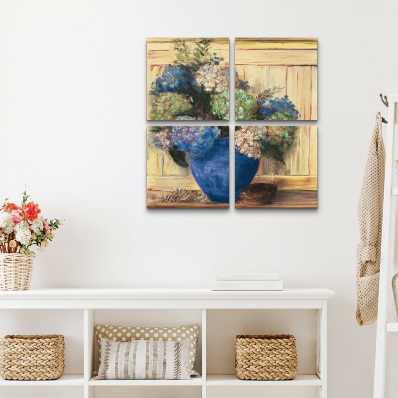Ensemble de 4 panneaux muraux - Carol Rowan «Summer Hydrangea Blue Pot», art mural sur toile pour le salon, la chambre à coucher ou le bureau par Trademark Fine Art