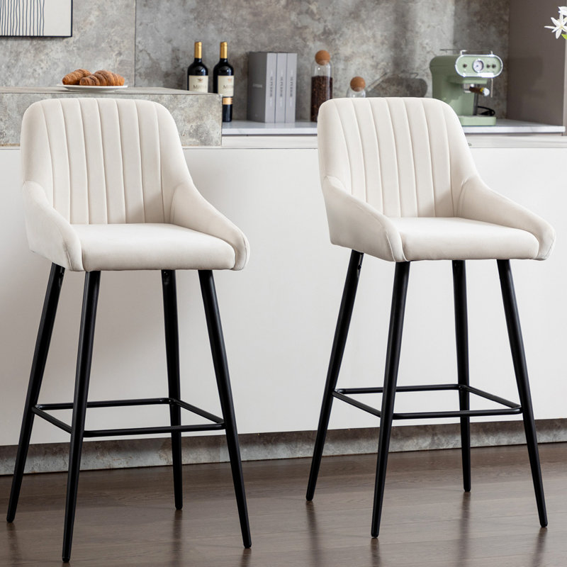 Tabouret de comptoir rembourré 42,1 po avec structure en métal Lemarcus, Blanc