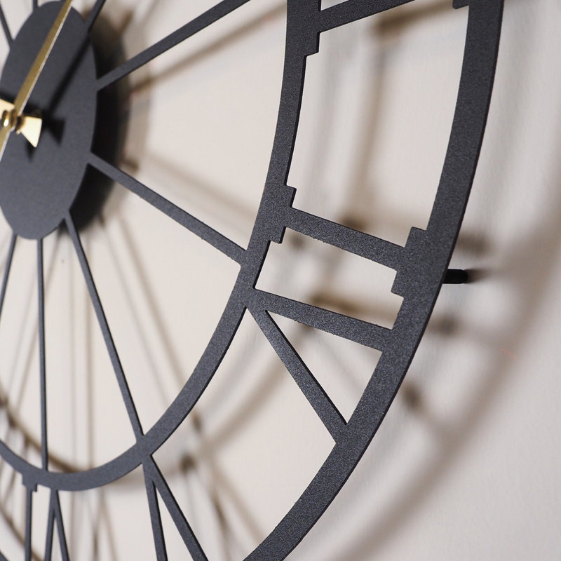 Horloge murale 19 "en métal avec chiffres romains , Noir, noir, noir, noir