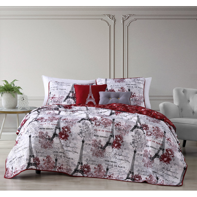 Amour Polyester Toile Quilt, King Quilt + 2 Shams + Throw Pillow, White/Black/Red