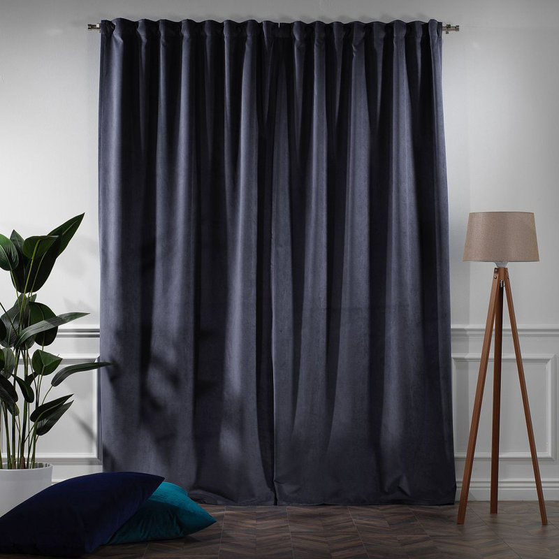 Panneau simple décoratif extra large en velours mat sur mesure, L 52 po x L 216 po, 71 INDÉPENDANCE