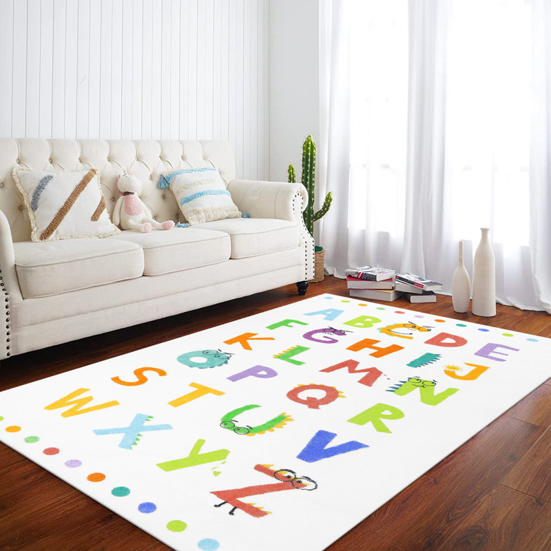 Tapis blanc tissé à la machine Issifu