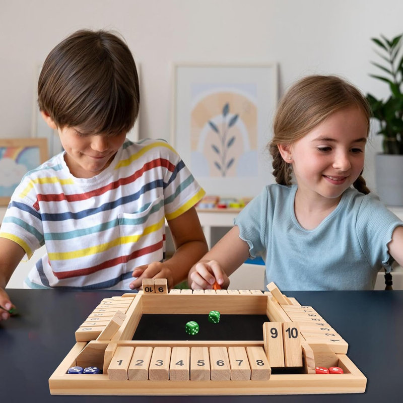 Jeu de dés à 4 joueurs en bois à 10 chiffres avec 8 dés. Version de table classique du jeu de pub anglais populaire…