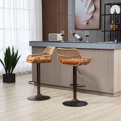 Deux tabourets de bar, tabourets de bar pivotants, chaises à hauteur de comptoir réglable pour la cuisine, la salle à manger, tabouret de bar moderne pour la maison