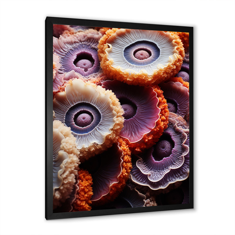 Améthyste Geode Essence II - pierre, géode, art mural, Cadre simple noir, H 44 po x l 34 po x P 1,5 po