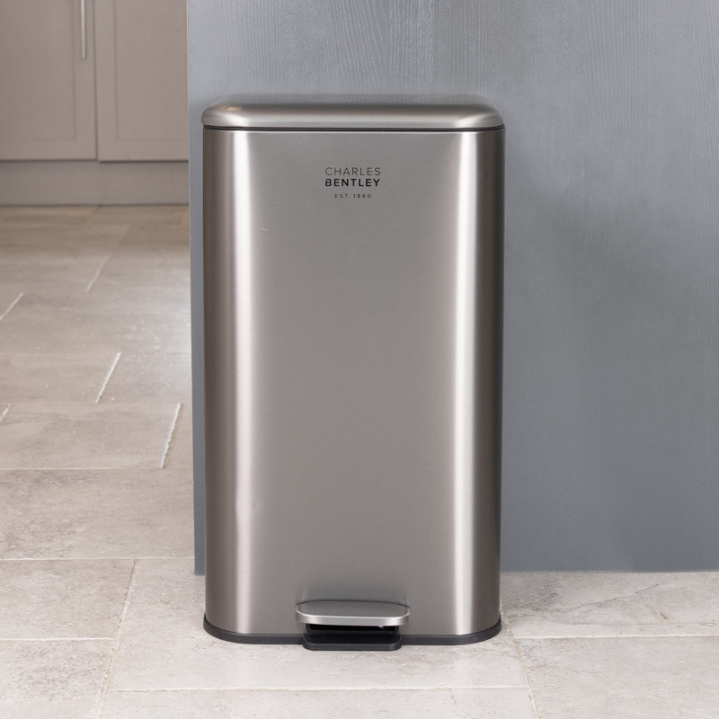 30L SLIMLINE KITCHEN PEDAL BIN Matt SS