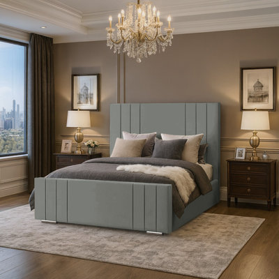 Aalyan Upholstered Bed