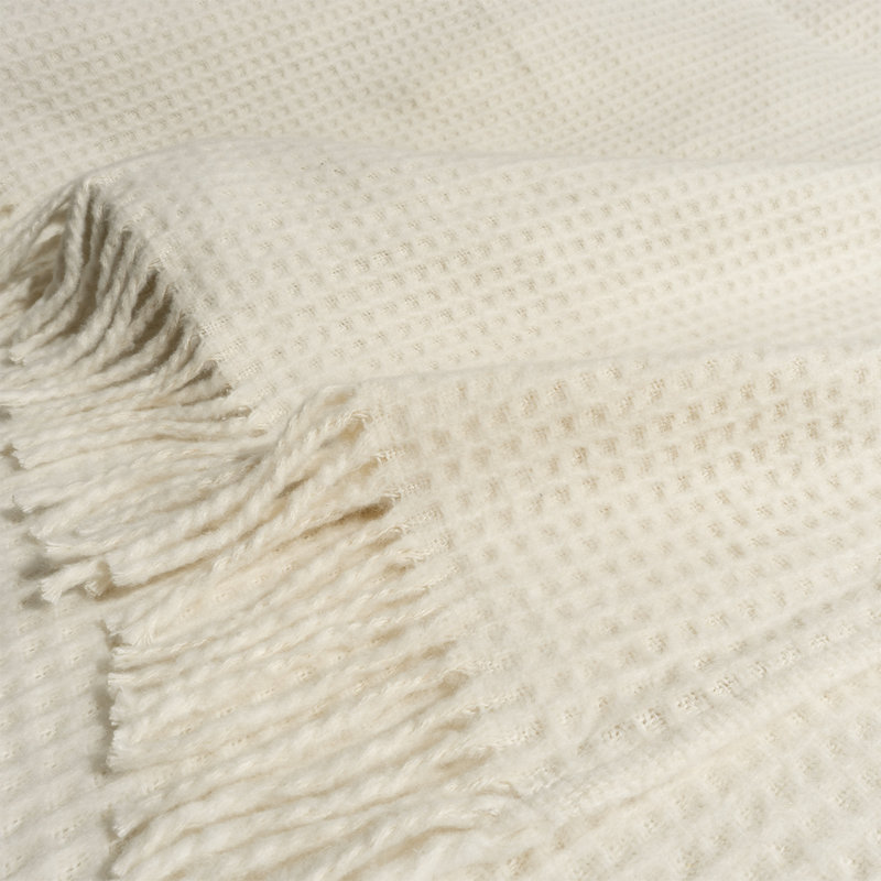Judith Throw Blanket, Ivovy
