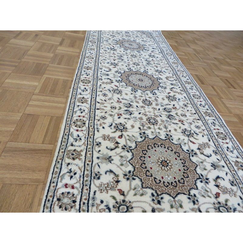 Tapis de couloir 2 pi 7 po x 13 pi 2 po Nain fin ivoire noué à la main avec soie 1F7520E3C3DE4601998752C20C720760