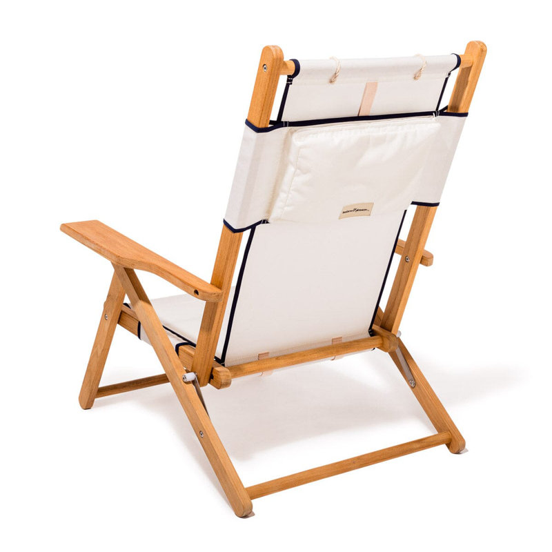 Tommy Chair, Rivie White