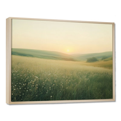 «Sunset Meadow Calm I - Green Landscape», art mural encadré