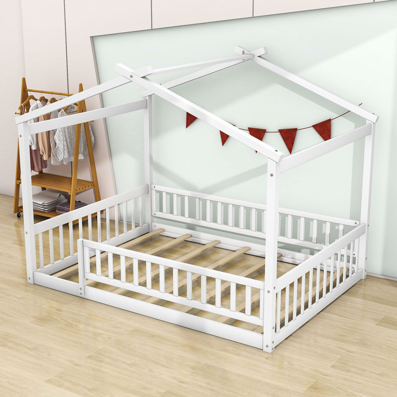 Vonie Wood Daybed with Roof and Slats, White, Full/Double