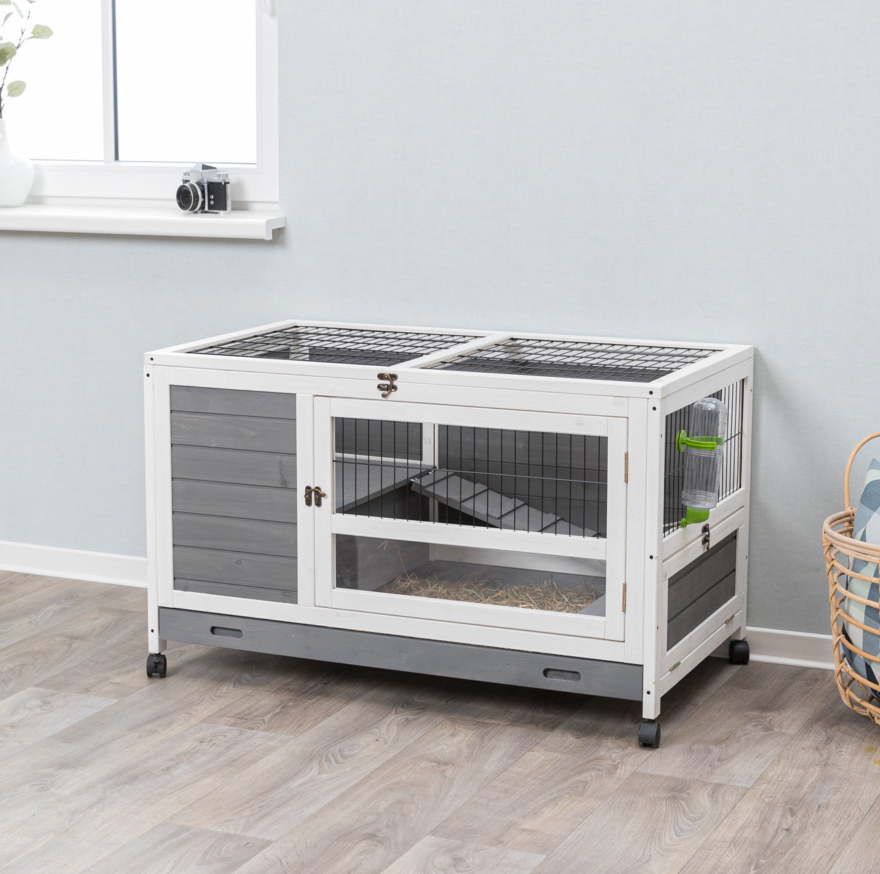 TRIXIE Indoor Rabbit Hutch, Pet House for Rabbits & Guinea Pigs, Bunny