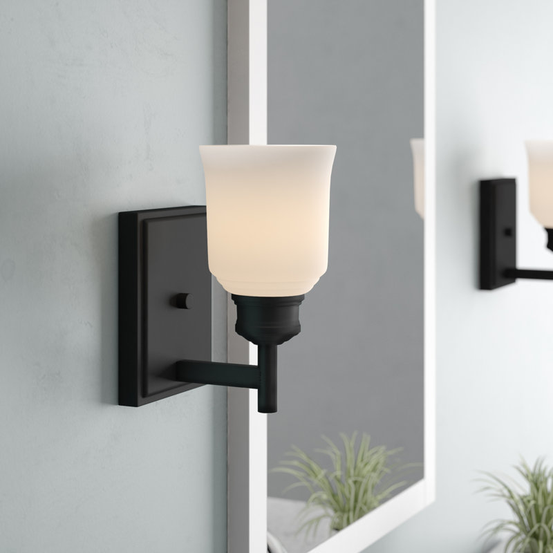 Alayanna Armed Sconce, Matte Black