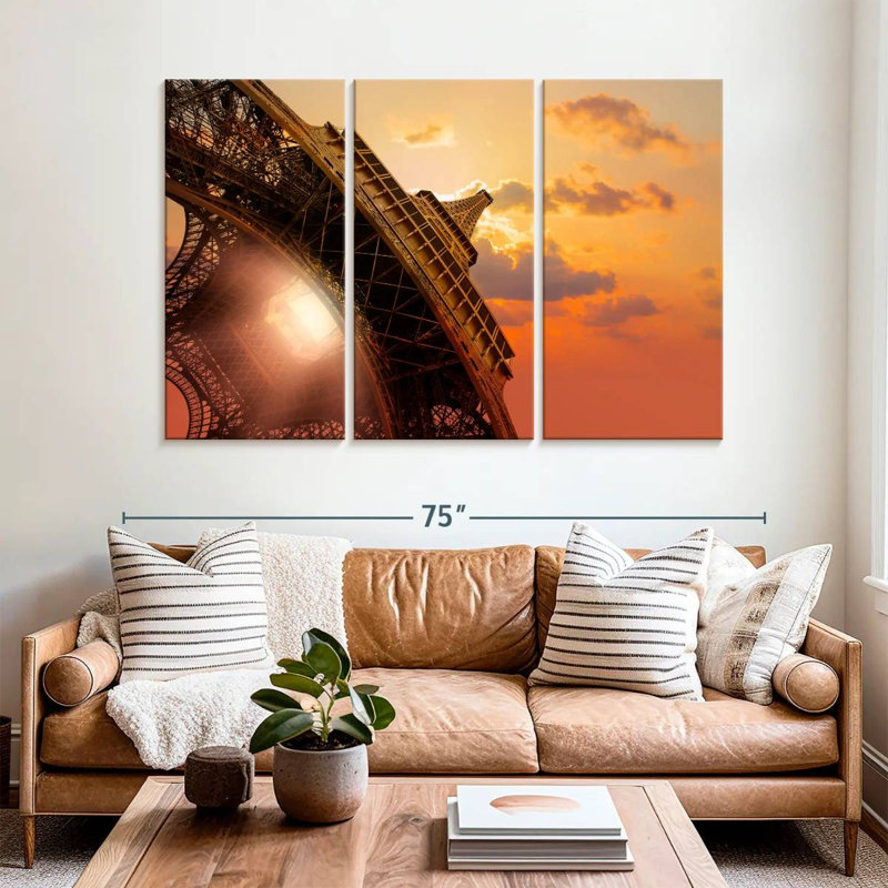 Lilie, ciel orange, tour Eiffel, H 20 po x l 33 po