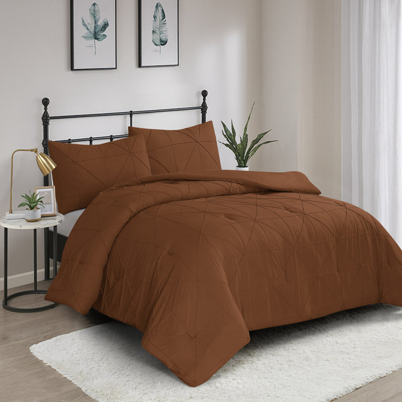 Ensemble d'édredon en microfibre Hartford Pintuck, Édredon pour grand lit + 2 taies décoratives, Rouge