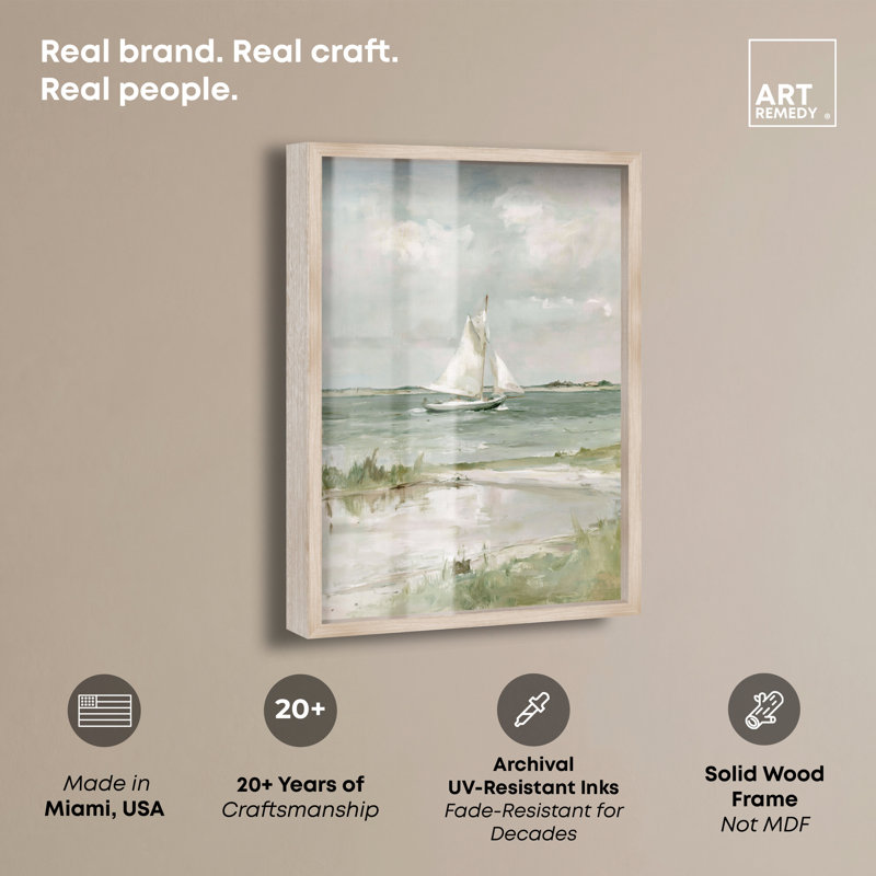 «Pale Sails II» par Auralane, H 15 po x l 10 po, Cadre blond